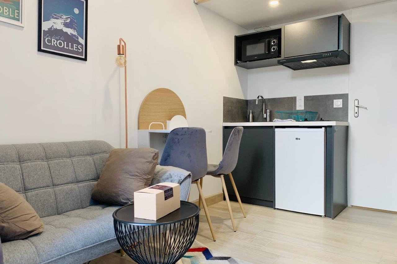 #Ct The Cozy Nest Apartment เกรอน็อบล์ ภายนอก รูปภาพ